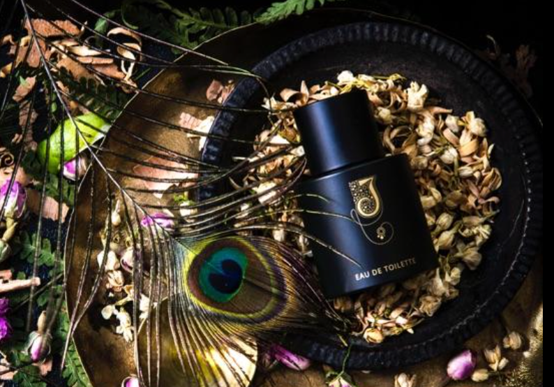 Jo Wood Organics Amka and Usiku fragrance bottles